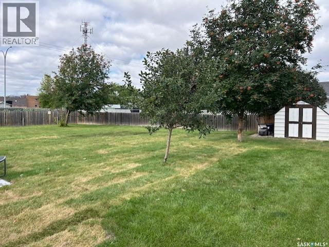 18 Waterloo Road, Yorkton, SK - Outdoor