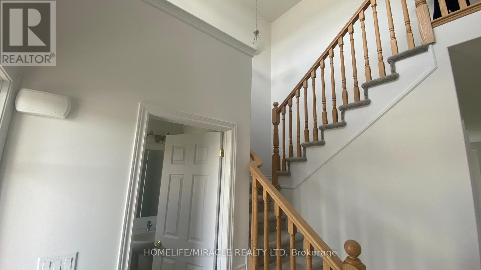 143 Devonleigh Gate, Grey Highlands, ON - Indoor Photo Showing Other Room