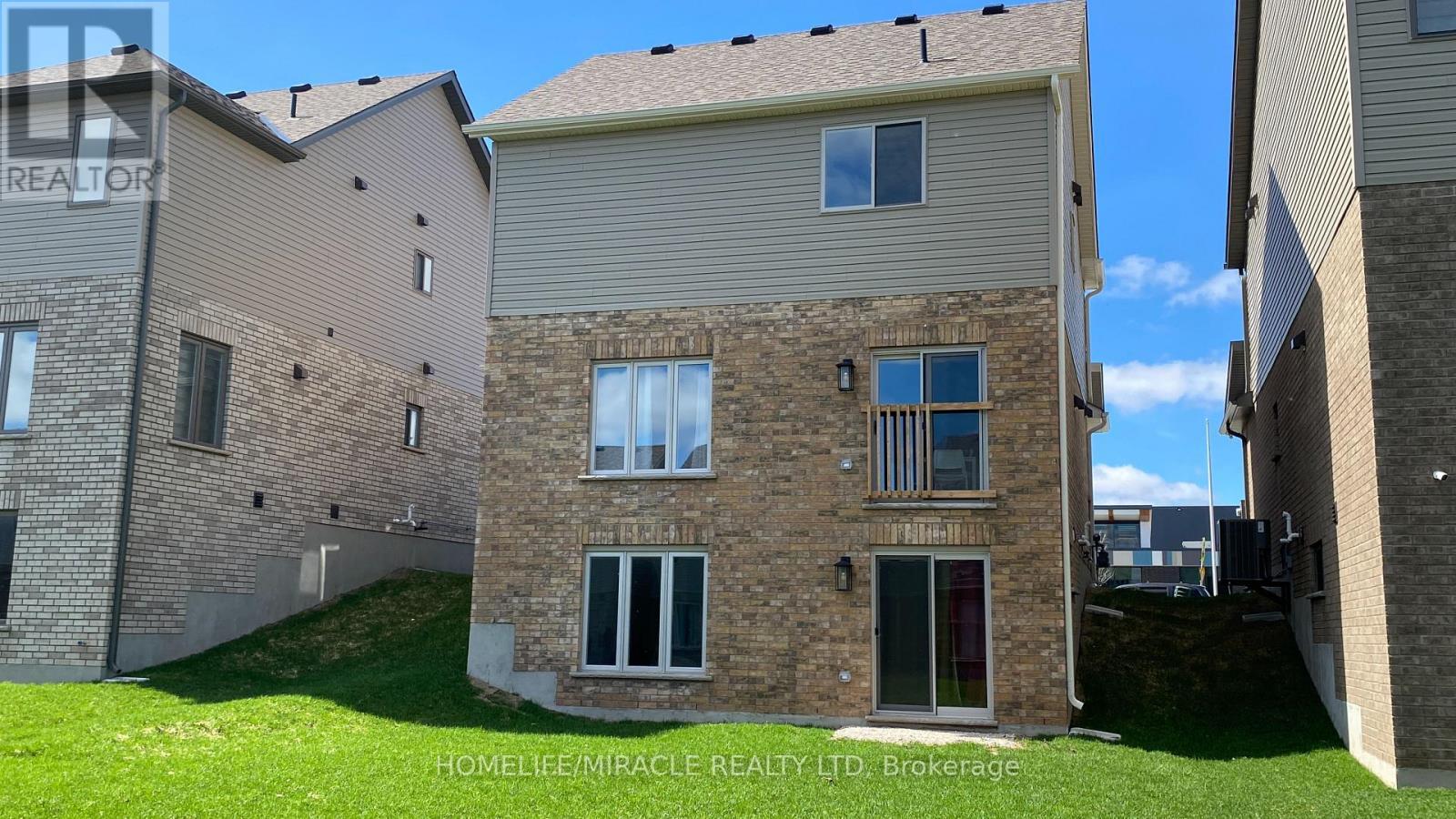 143 Devonleigh Gate, Grey Highlands, ON - Outdoor With Exterior