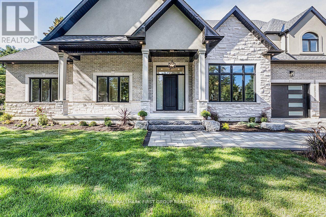 10 Philips Road, Whitby, ON - Outdoor With Facade