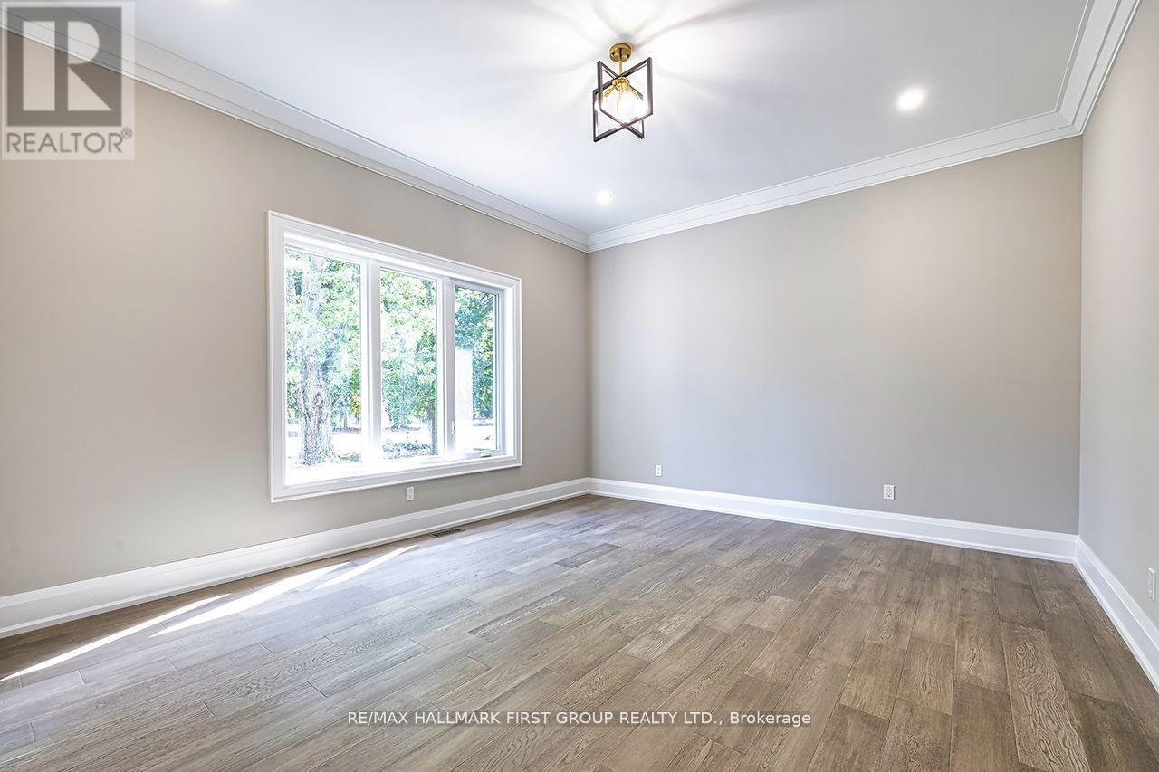 10 Philips Road, Whitby, ON - Indoor Photo Showing Other Room