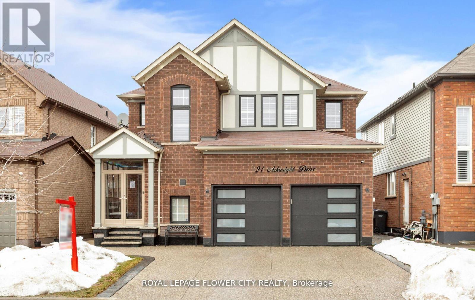 21 Arkwright Drive, Brampton, ON - Outdoor With Facade