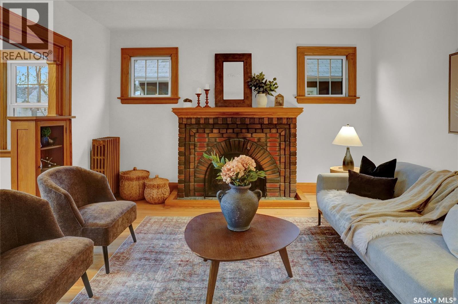 3129 Rae Street, Regina, SK - Indoor Photo Showing Living Room With Fireplace