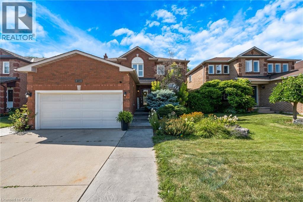 477 Burnett Avenue, Cambridge, ON - Outdoor With Facade