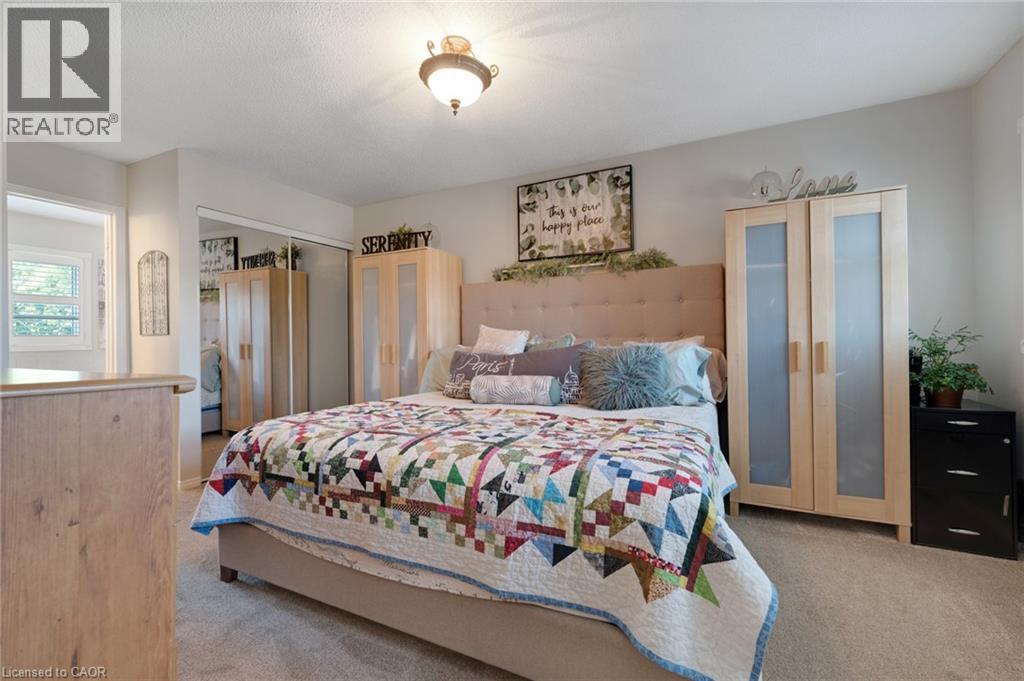 477 Burnett Avenue, Cambridge, ON - Indoor Photo Showing Bedroom