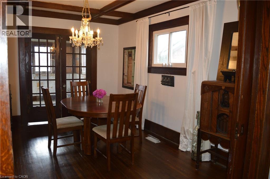 73 Talbot Street S, Simcoe, ON - Indoor Photo Showing Dining Room