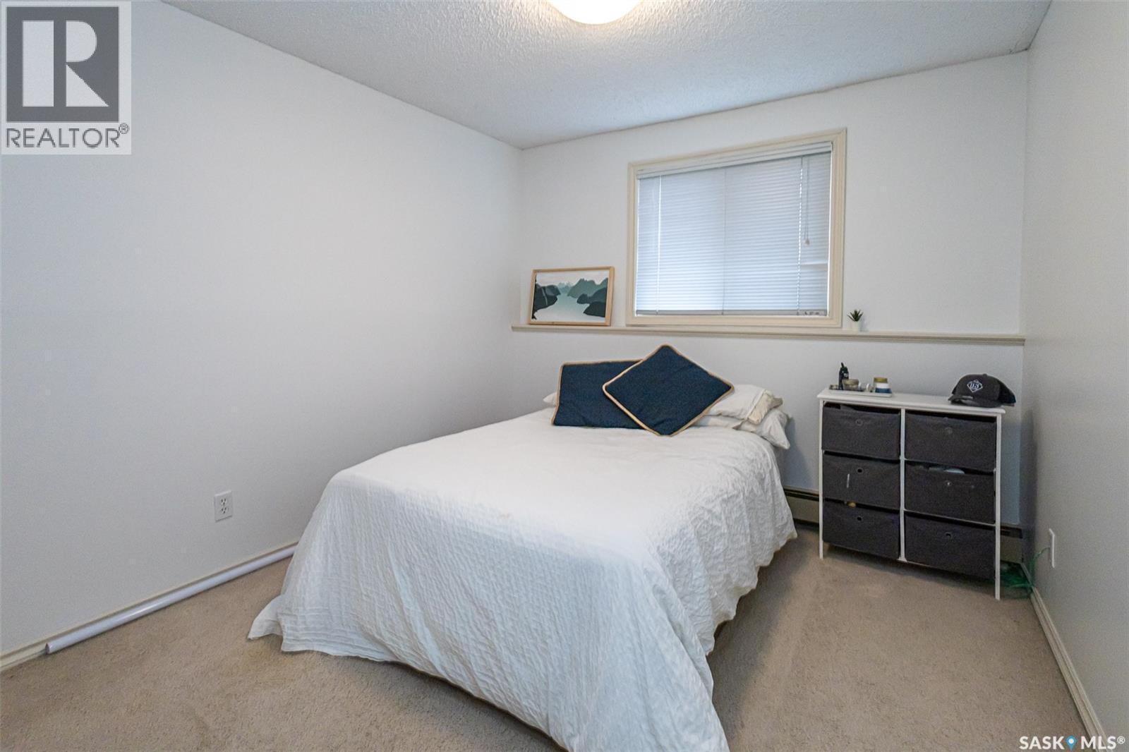 104 1013 Lansdowne Avenue, Saskatoon, SK - Indoor Photo Showing Bedroom