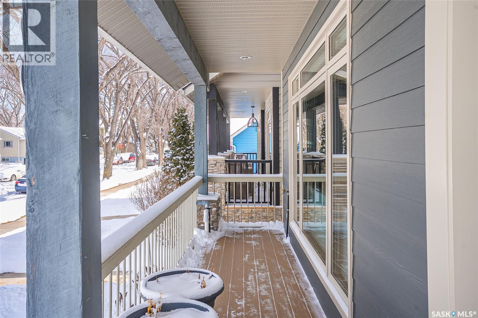 502 4Th Street E, Saskatoon, SK - Outdoor With Deck Patio Veranda With Exterior