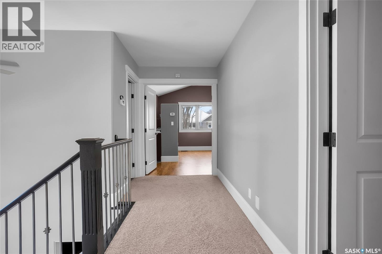 502 4Th Street E, Saskatoon, SK - Indoor Photo Showing Other Room