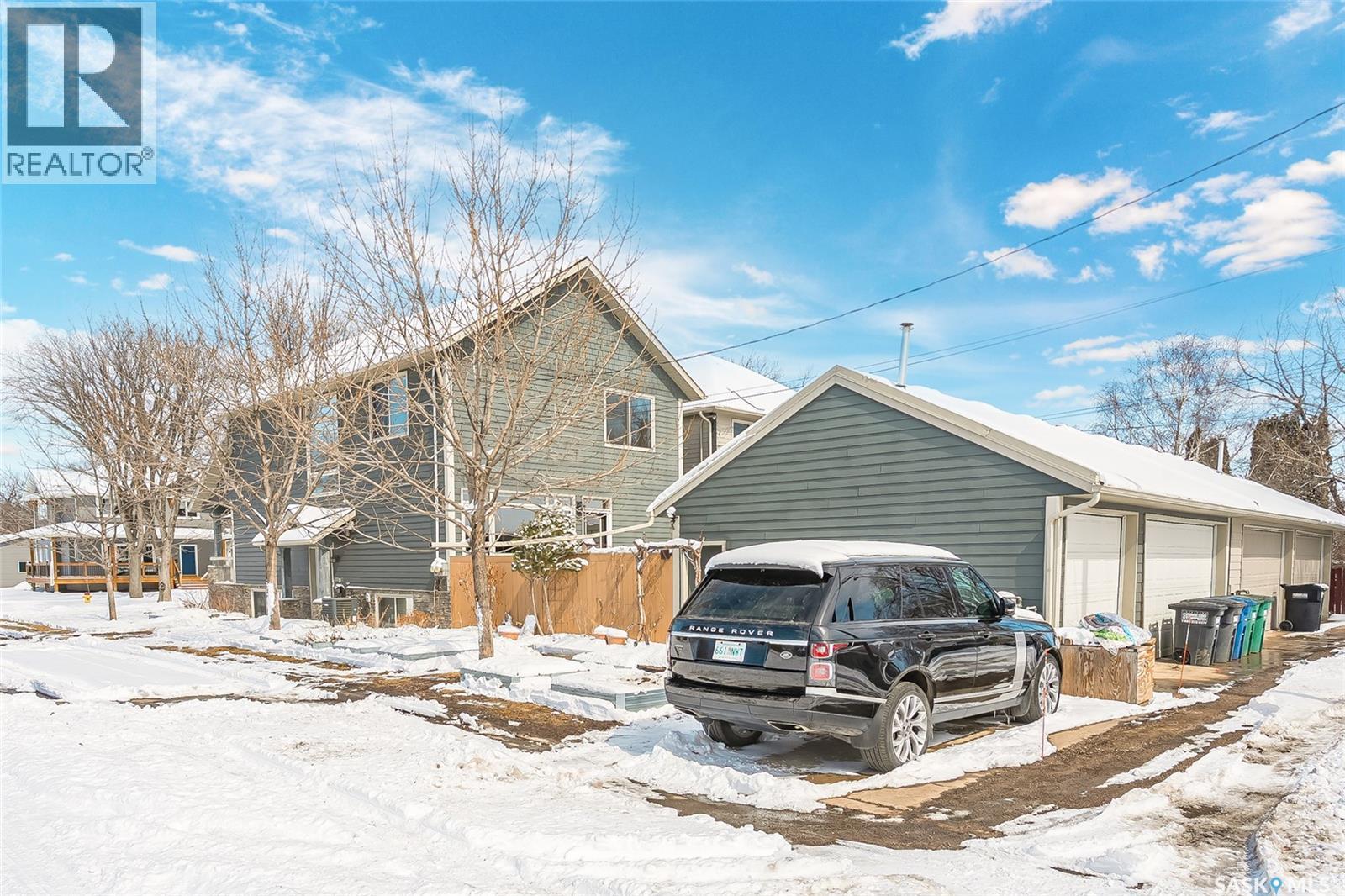502 4Th Street E, Saskatoon, SK - Outdoor