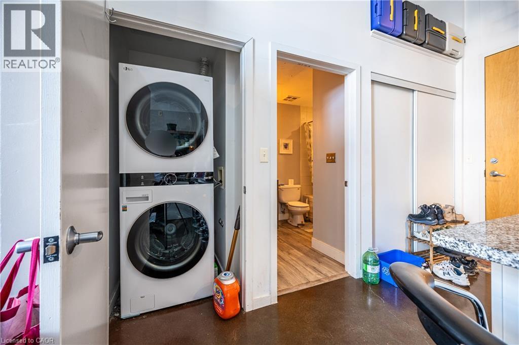 404 King Street W Unit# 509, Kitchener, ON - Indoor Photo Showing Laundry Room