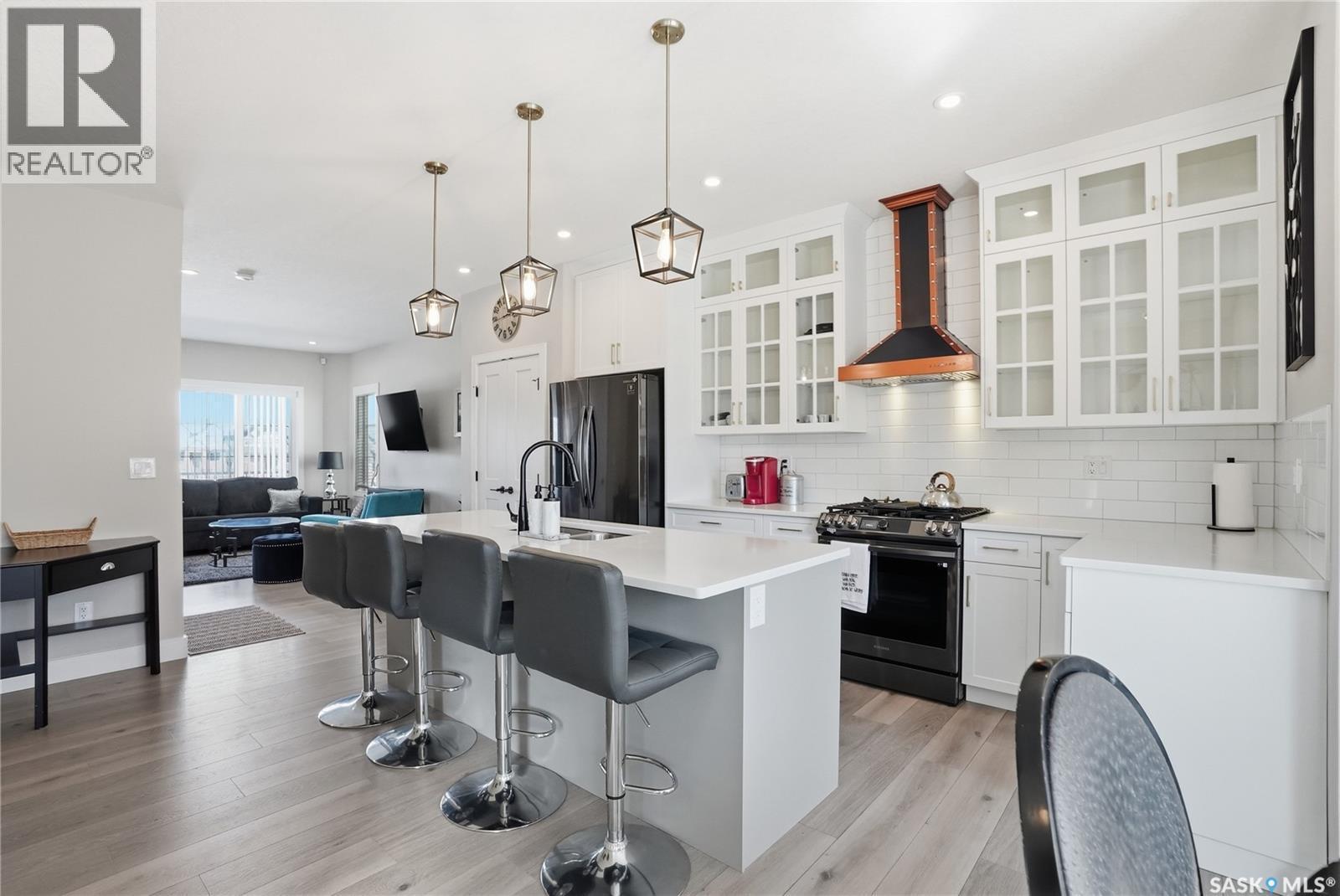 703 Underhill Lane, Saskatoon, SK - Indoor Photo Showing Kitchen With Upgraded Kitchen