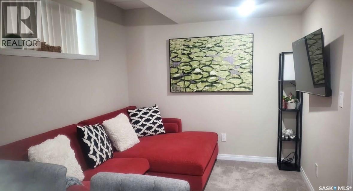 703 Underhill Lane, Saskatoon, SK - Indoor