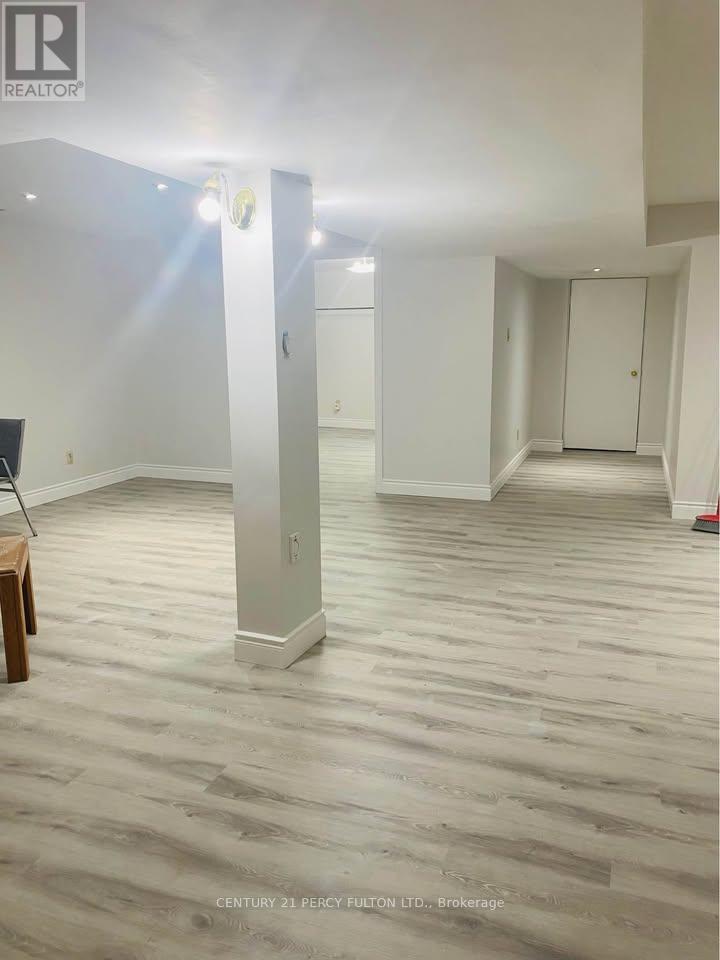 2801 Gulfstream Way, Mississauga, ON - Indoor Photo Showing Other Room