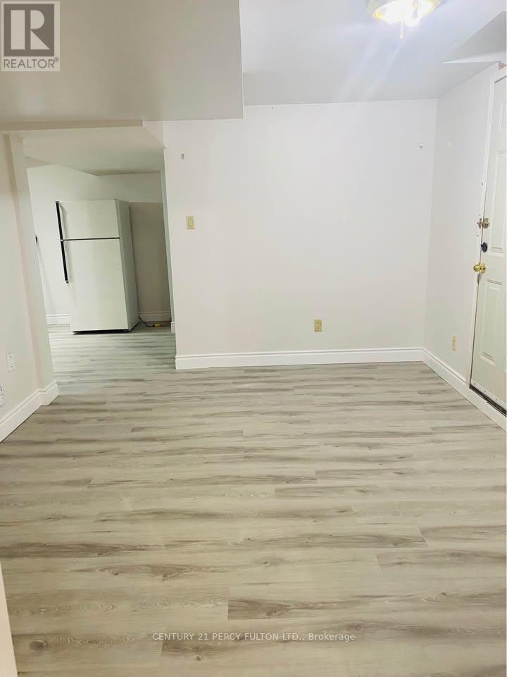 2801 Gulfstream Way, Mississauga, ON - Indoor Photo Showing Other Room