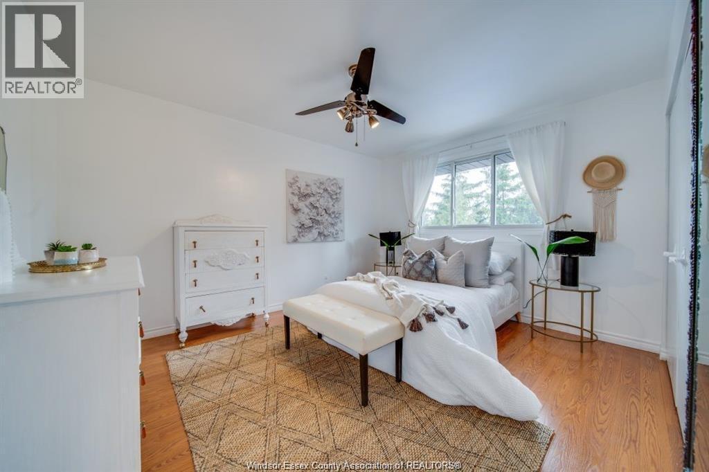 145 Centennial Drive, Tecumseh, ON - Indoor