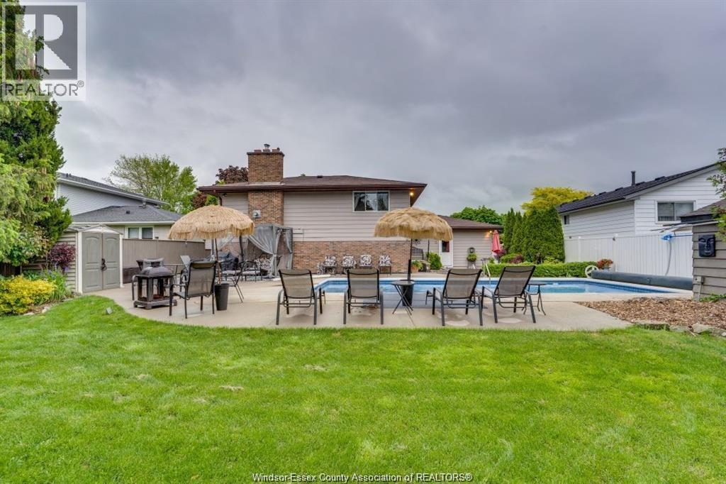145 Centennial Drive, Tecumseh, ON - Outdoor With In Ground Pool With Backyard With Exterior