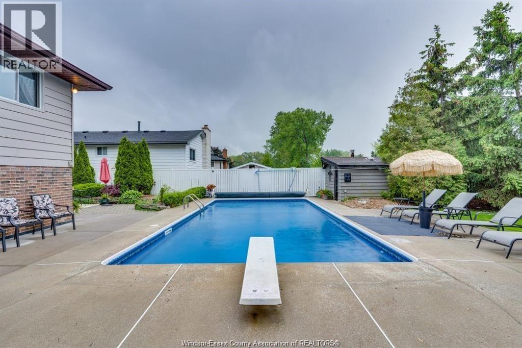 145 Centennial Drive, Tecumseh, ON - Outdoor With In Ground Pool