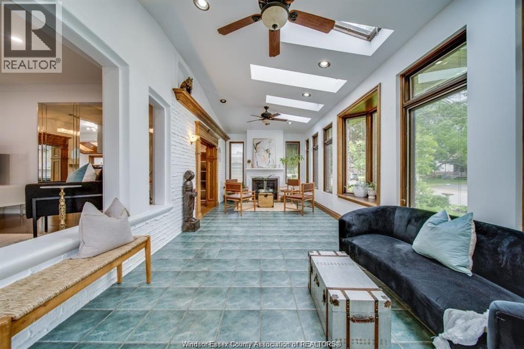 145 Centennial Drive, Tecumseh, ON - Indoor