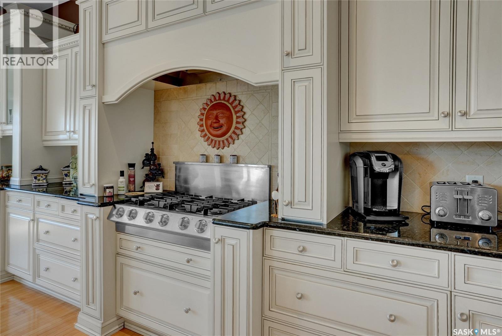 1453 Normandy Drive, Moose Jaw, SK - Indoor Photo Showing Kitchen