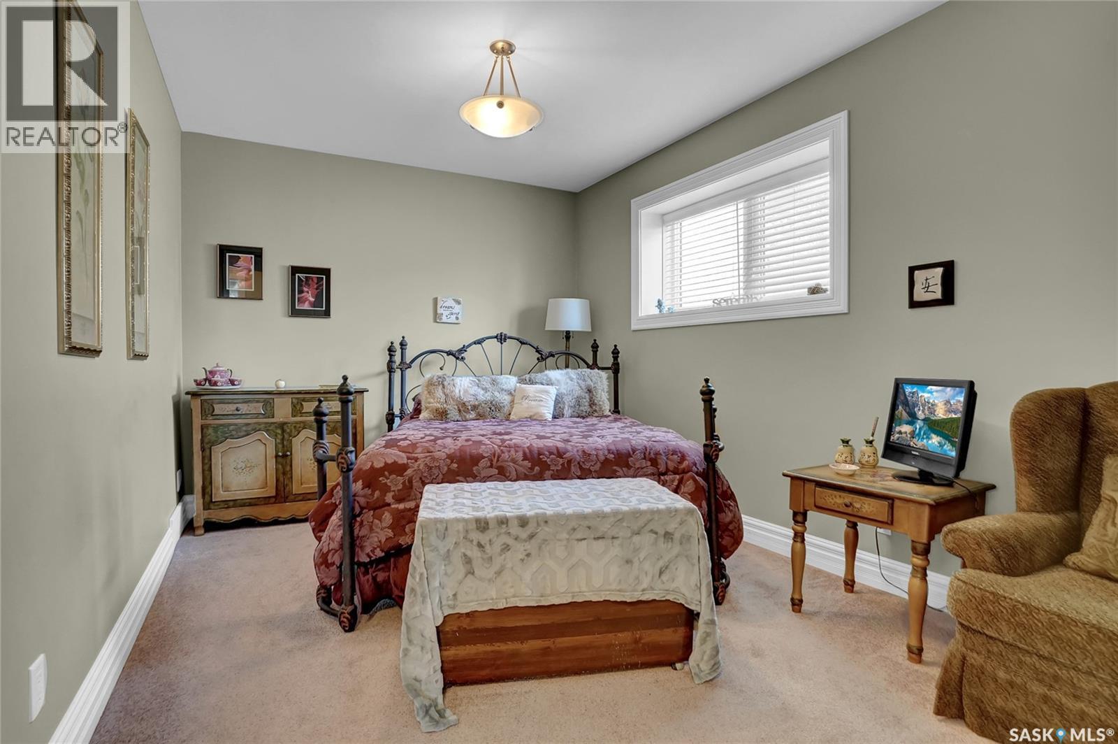1453 Normandy Drive, Moose Jaw, SK - Indoor Photo Showing Bedroom