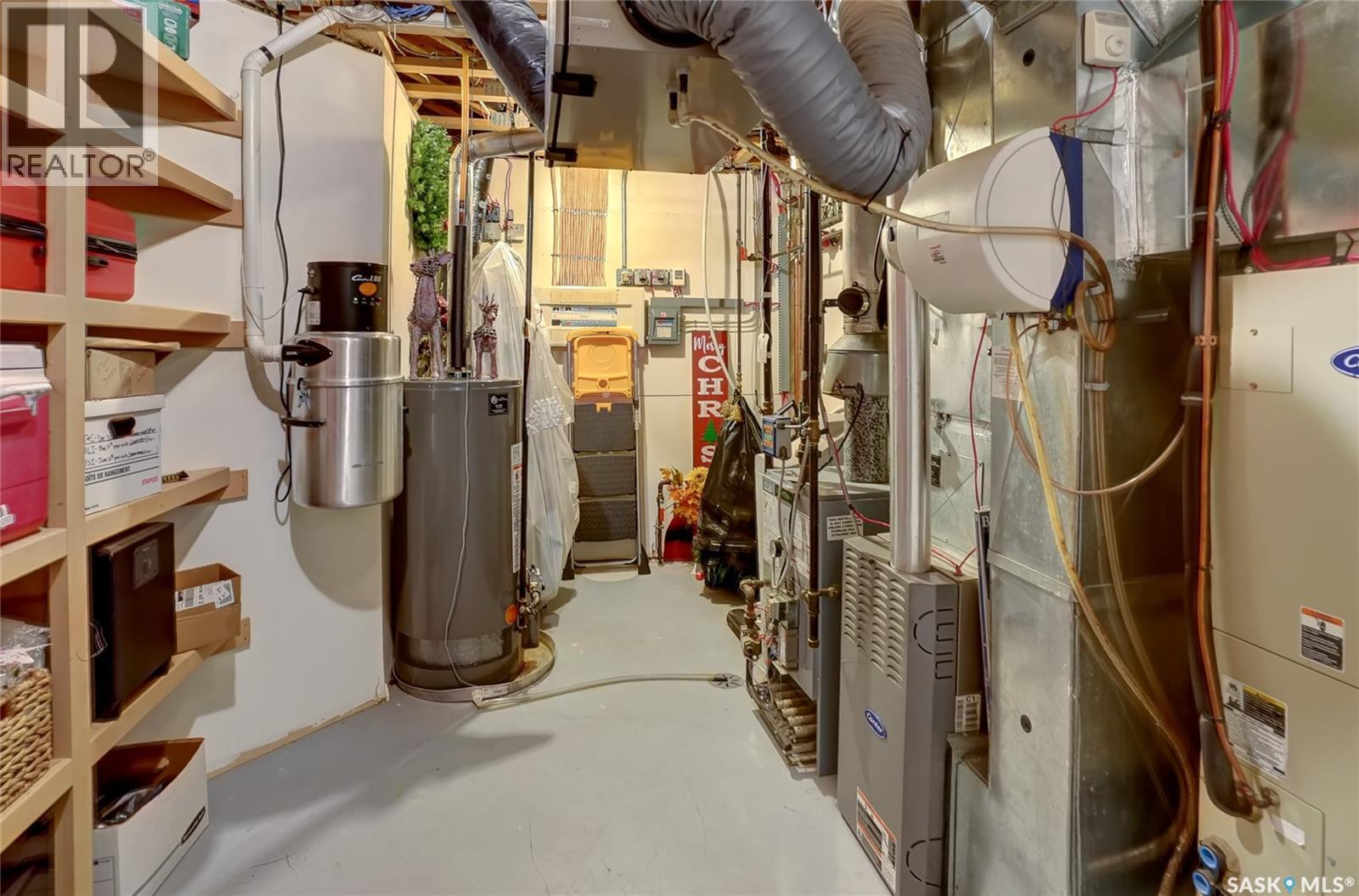 1453 Normandy Drive, Moose Jaw, SK - Indoor Photo Showing Basement