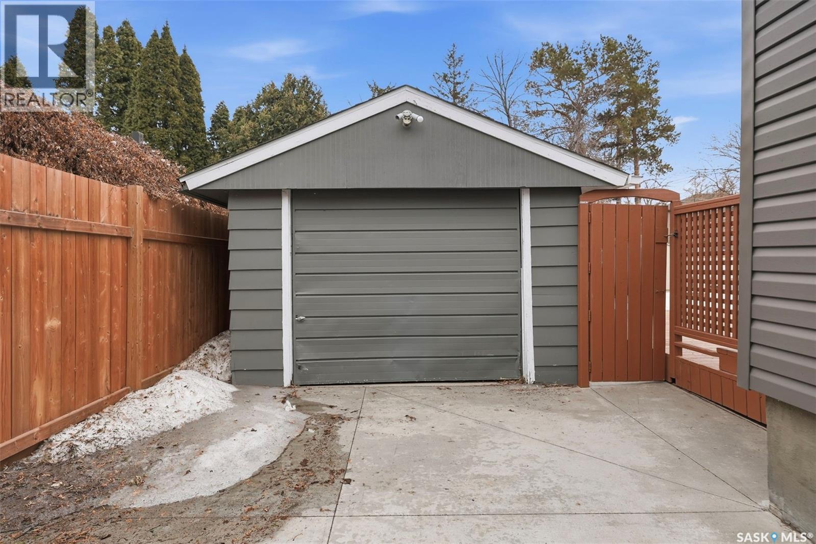 107 Evans Street, Saskatoon, SK - Outdoor With Exterior