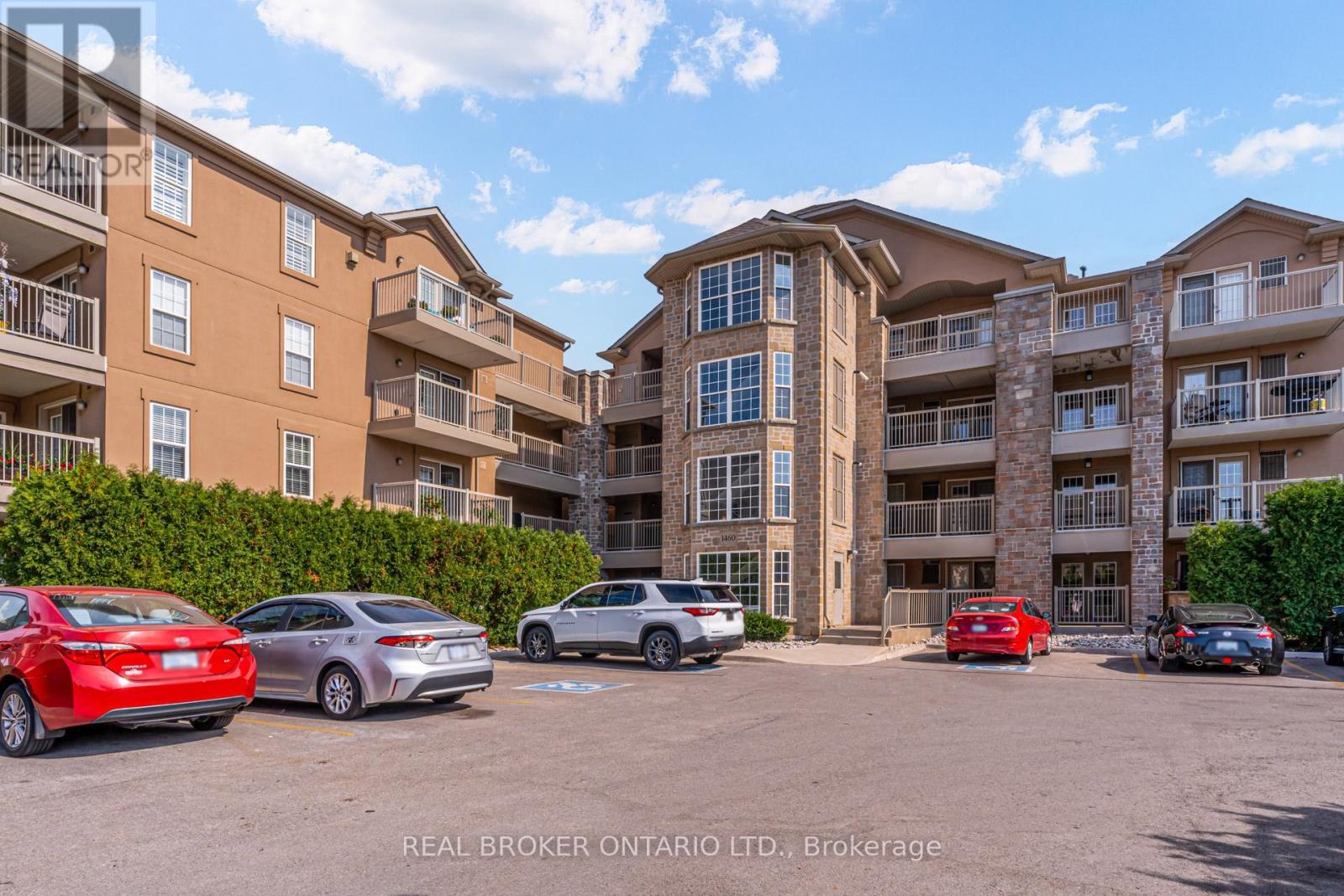 313 - 1460 Bishops Gate, Oakville, ON - Outdoor With Balcony With Facade