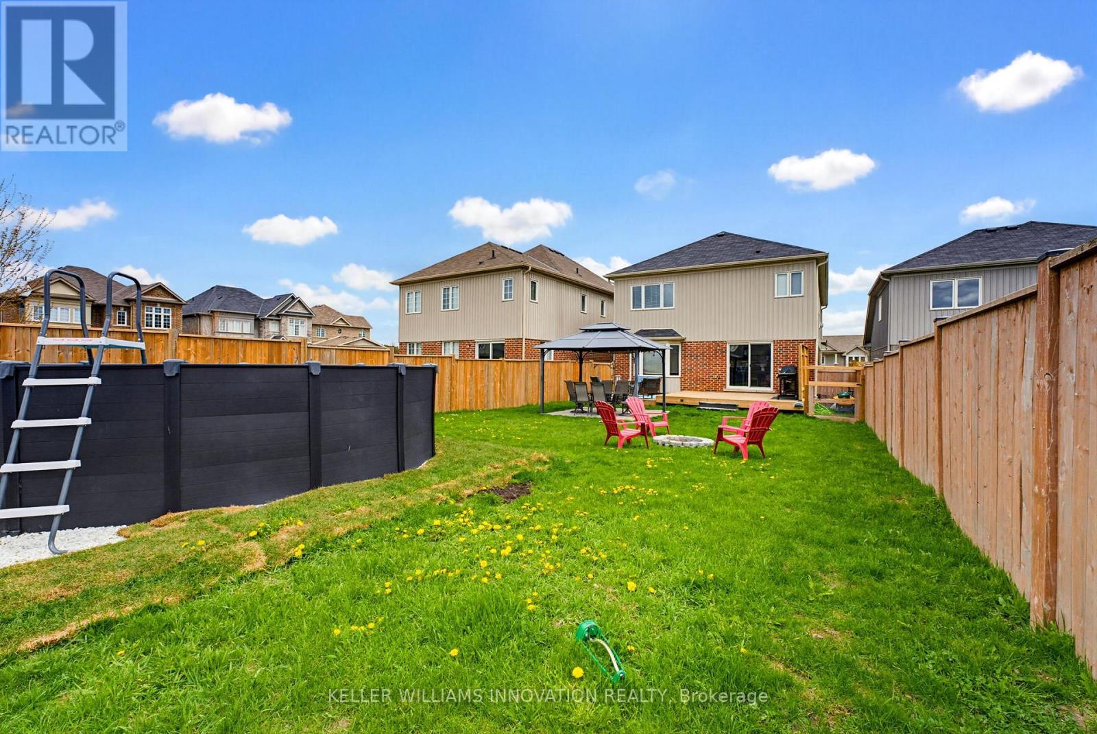 420 Armstrong Street W, North Perth, ON - Outdoor With Backyard