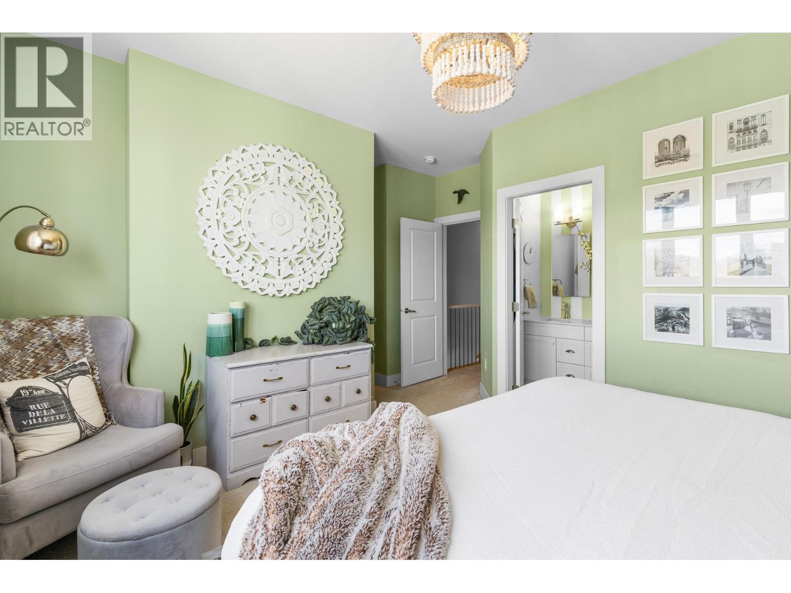 555 Buckland Avenue Unit# 106, Kelowna, BC - Indoor Photo Showing Bedroom