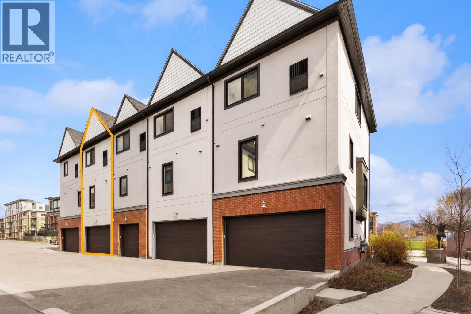 555 Buckland Avenue Unit# 106, Kelowna, BC - Outdoor
