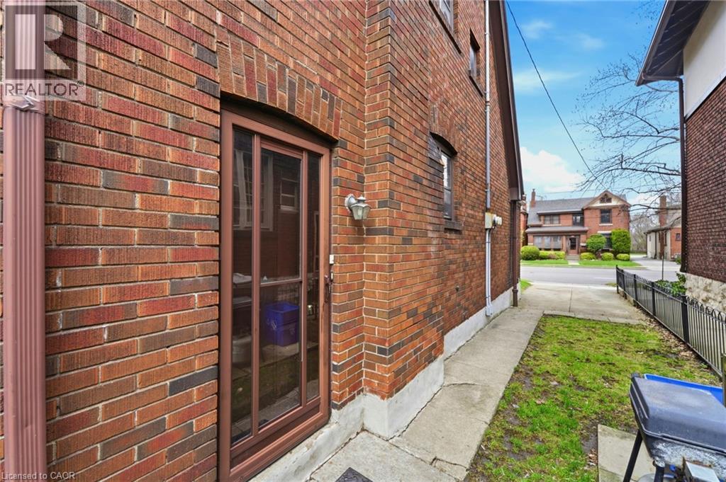 Side Door Entrance - 509 Aberdeen Avenue, Hamilton, ON - Outdoor With Exterior