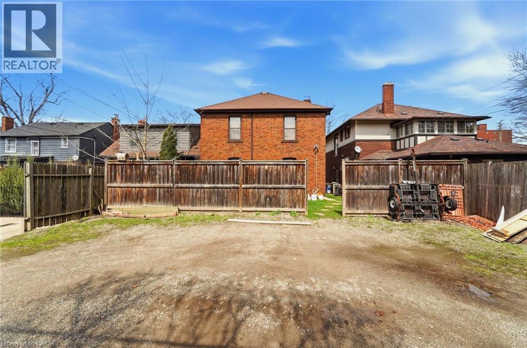 Additional Laneway Parking - 509 Aberdeen Avenue, Hamilton, ON - Outdoor