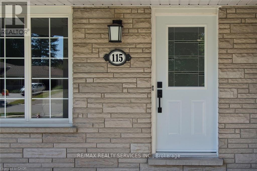 115 Uplands Drive, Kitchener, ON - Outdoor