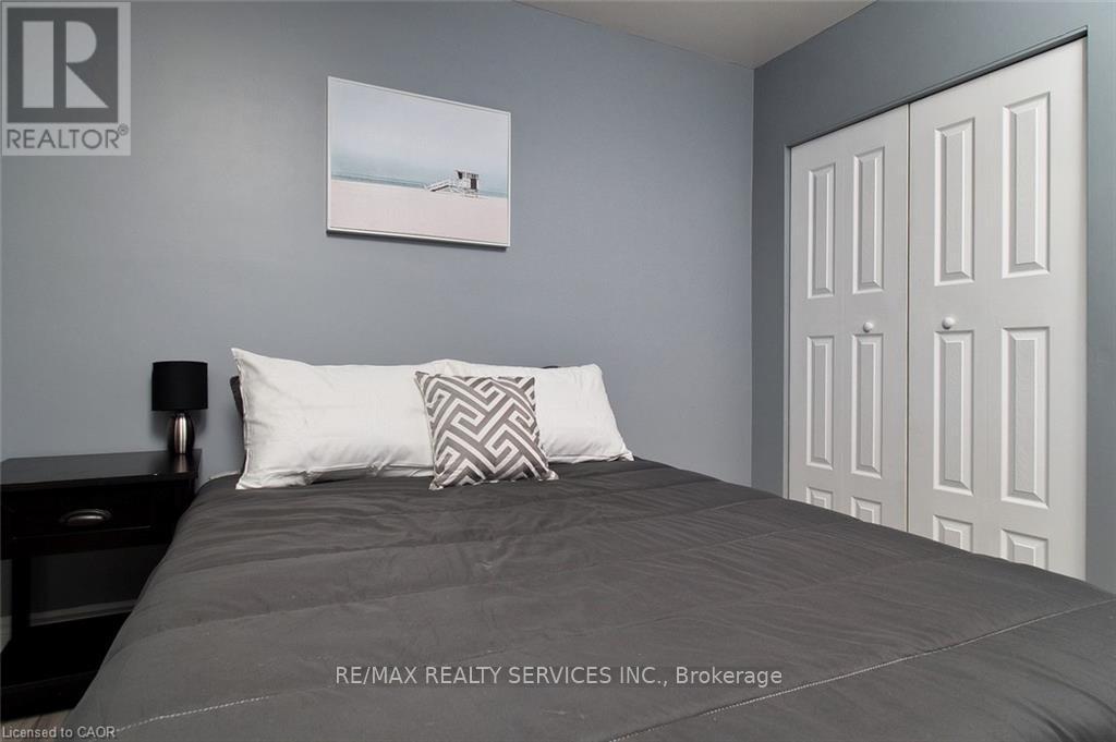 115 Uplands Drive, Kitchener, ON - Indoor Photo Showing Bedroom