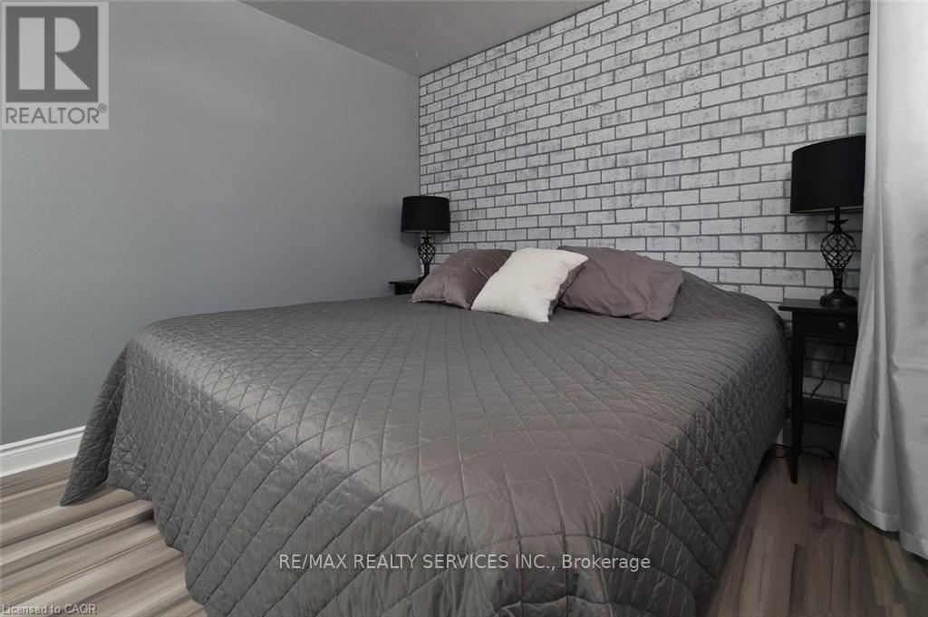 115 Uplands Drive, Kitchener, ON - Indoor Photo Showing Bedroom