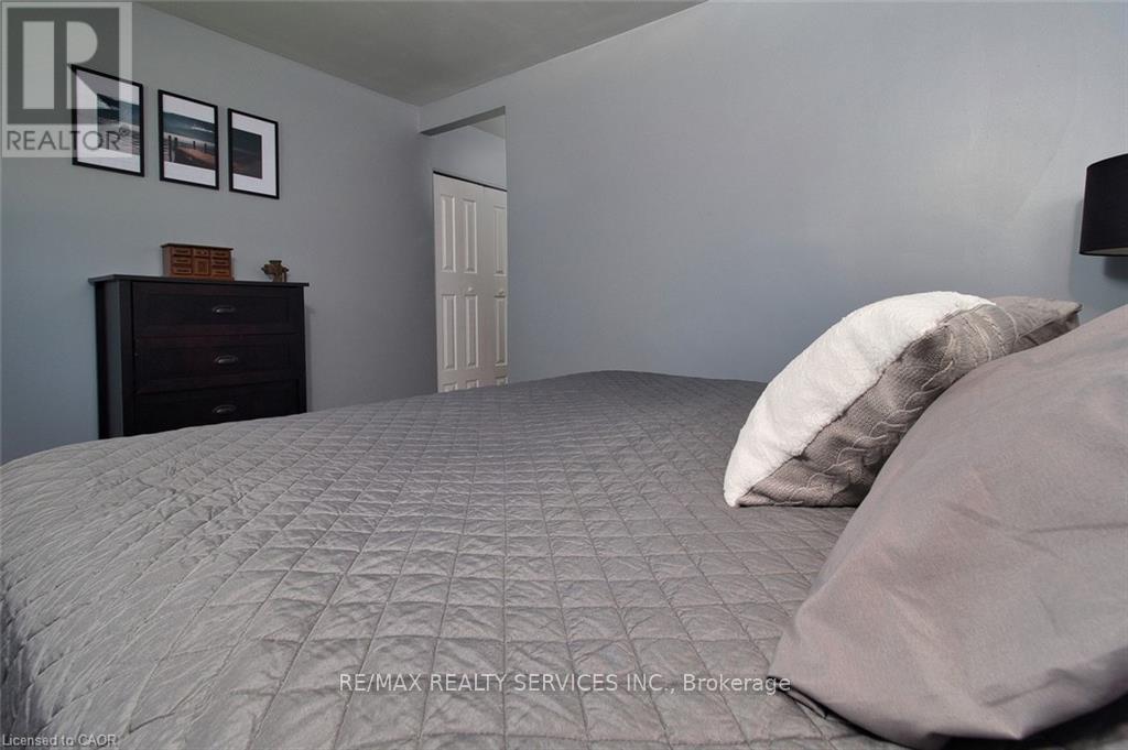 115 Uplands Drive, Kitchener, ON - Indoor Photo Showing Bedroom
