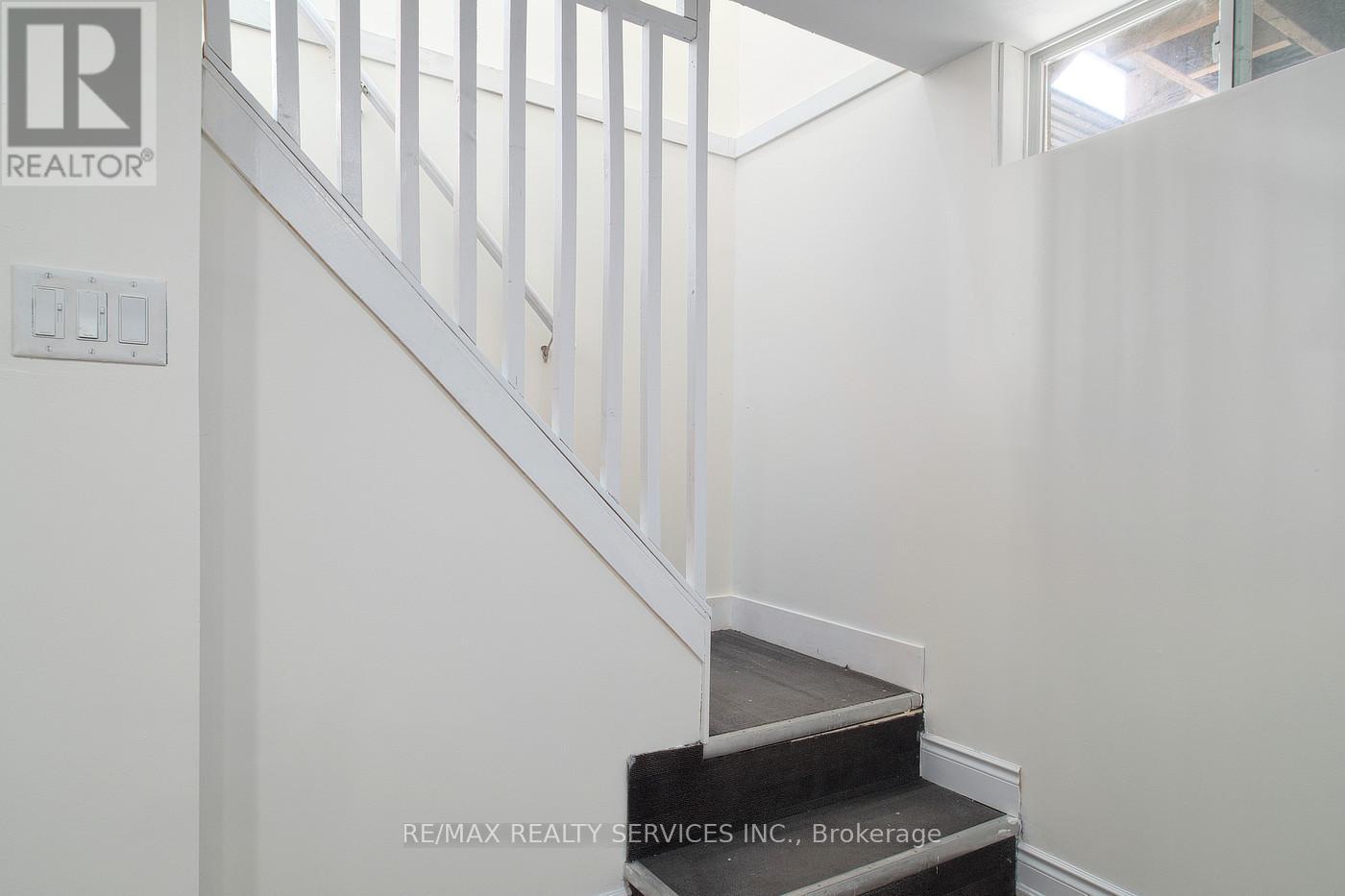 115 Uplands Drive, Kitchener, ON - Indoor Photo Showing Other Room