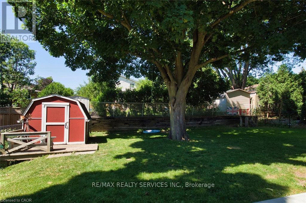 115 Uplands Drive, Kitchener, ON - Outdoor