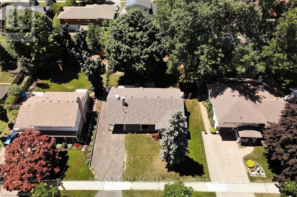 115 Uplands Drive, Kitchener, ON - Outdoor