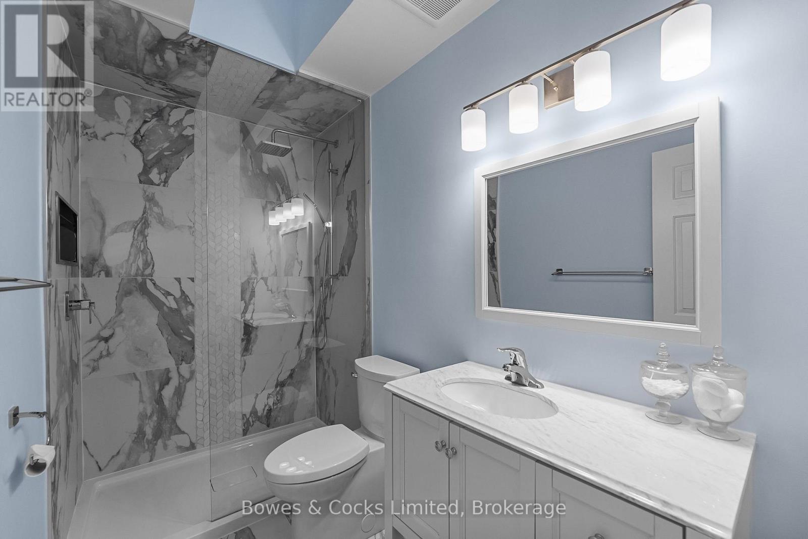 3255 Pollard Road, Clarington, ON - Indoor Photo Showing Bathroom
