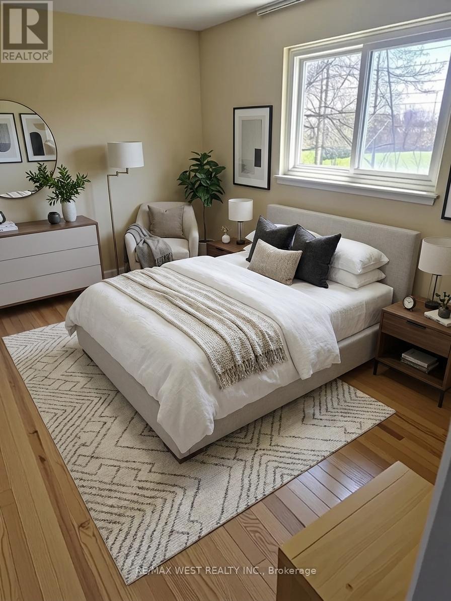 4296 Claypine Rise, Mississauga, ON - Indoor Photo Showing Bedroom
