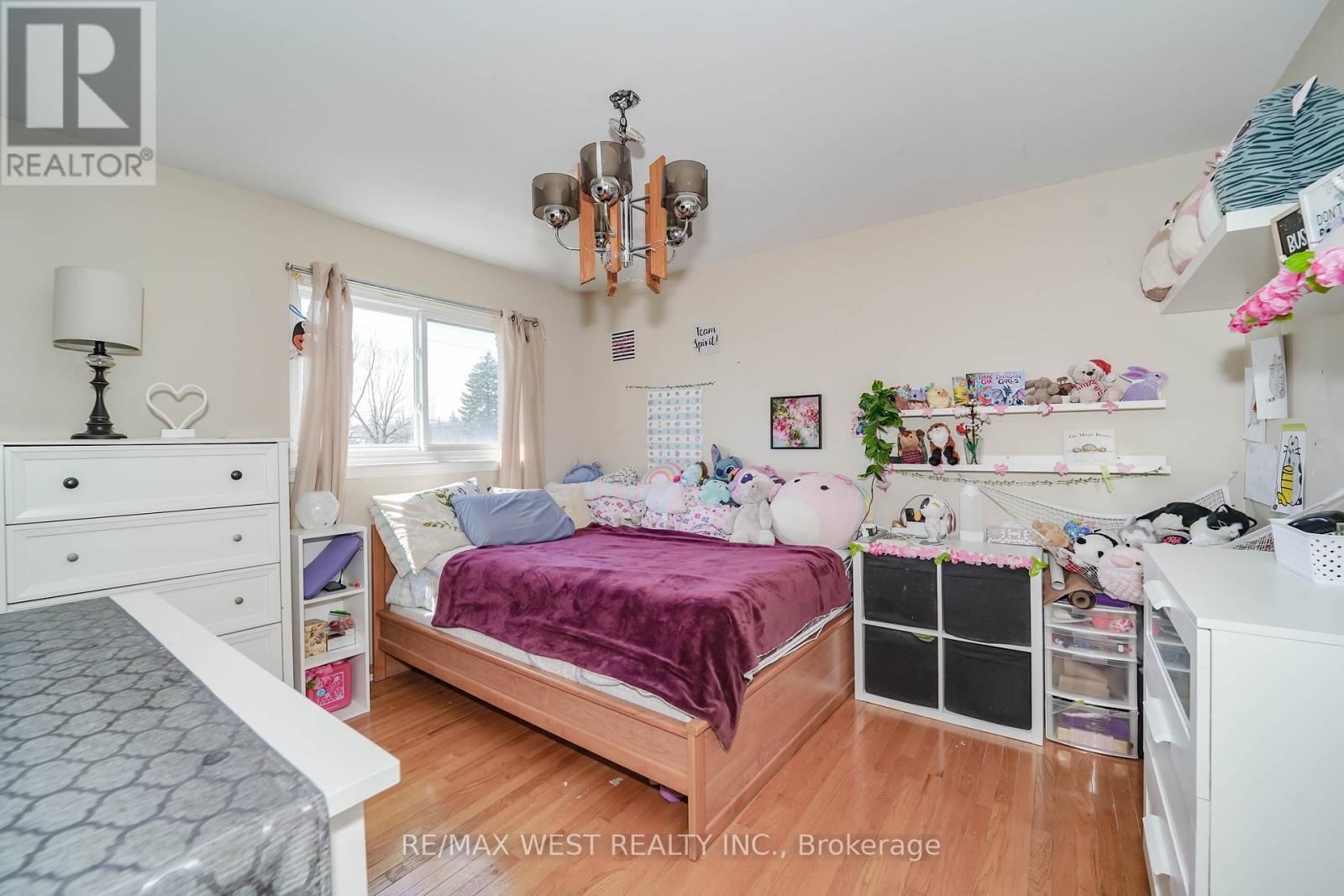 4296 Claypine Rise, Mississauga, ON - Indoor Photo Showing Bedroom