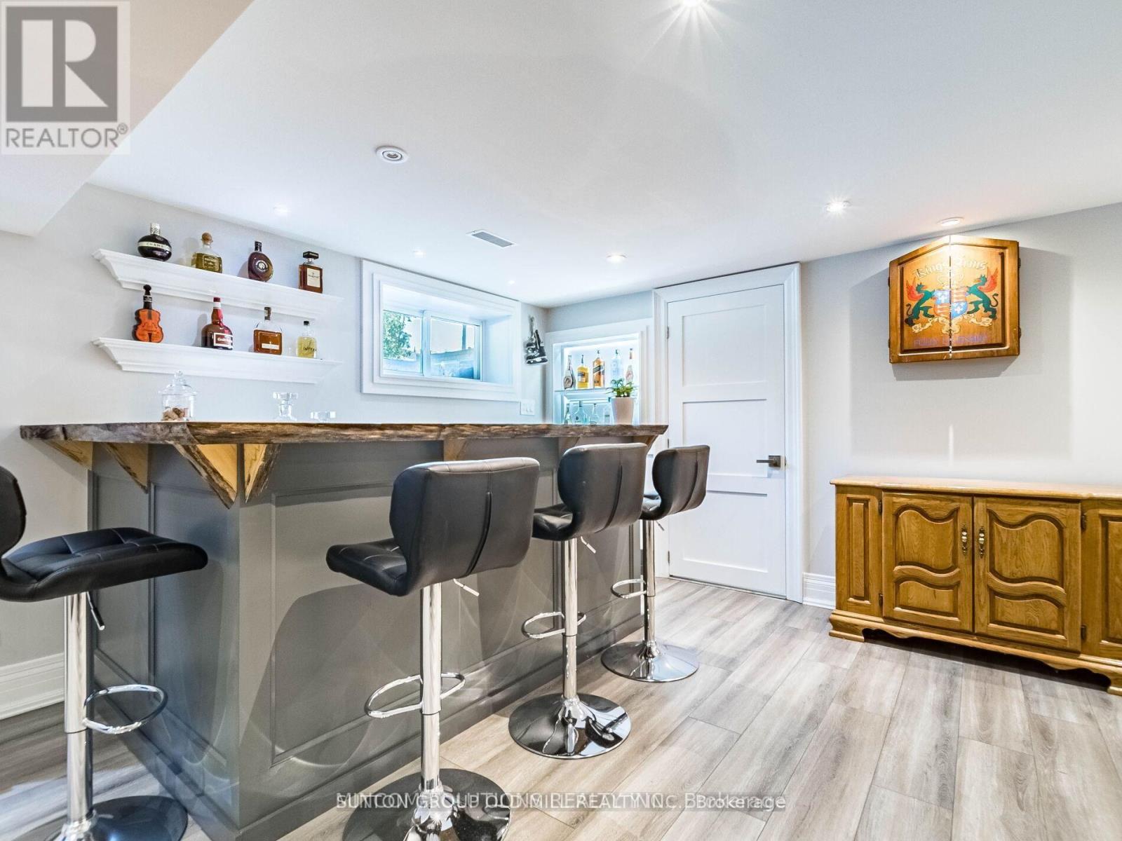 37 Suburban Drive, Mississauga, ON - Indoor