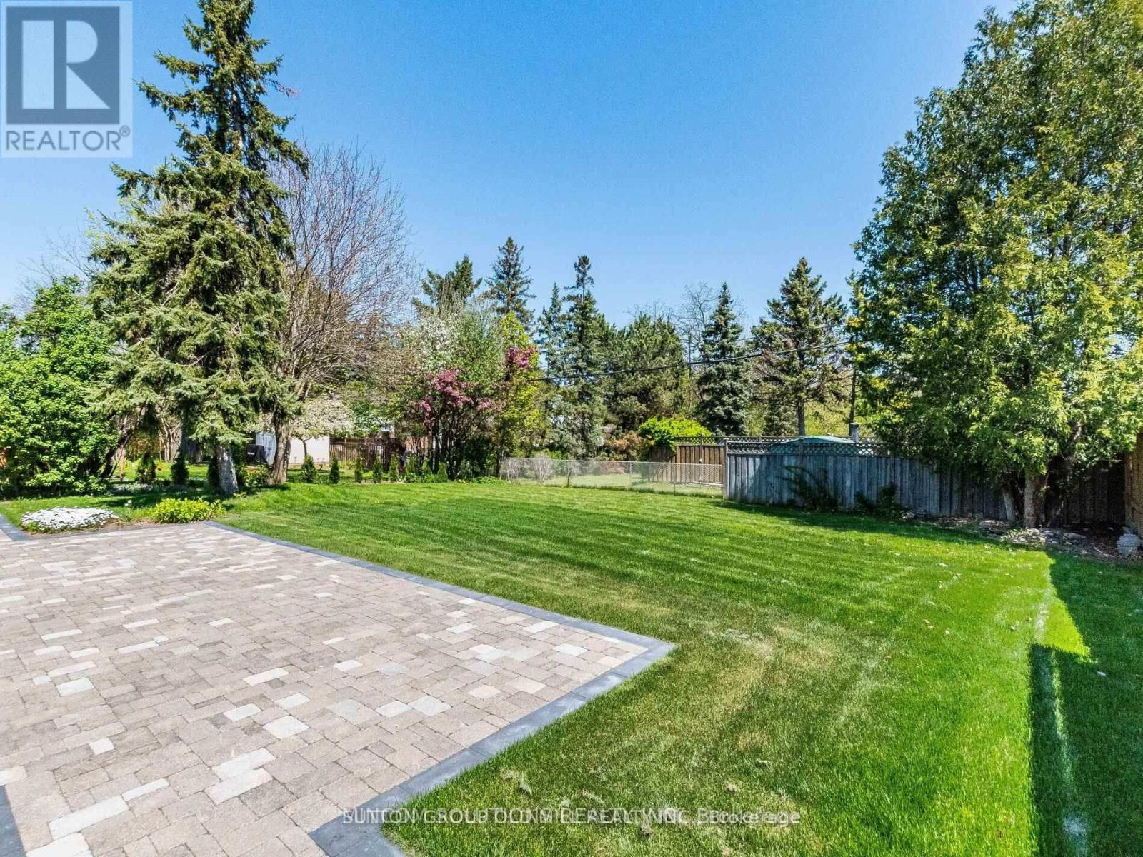 37 Suburban Drive, Mississauga, ON - Outdoor