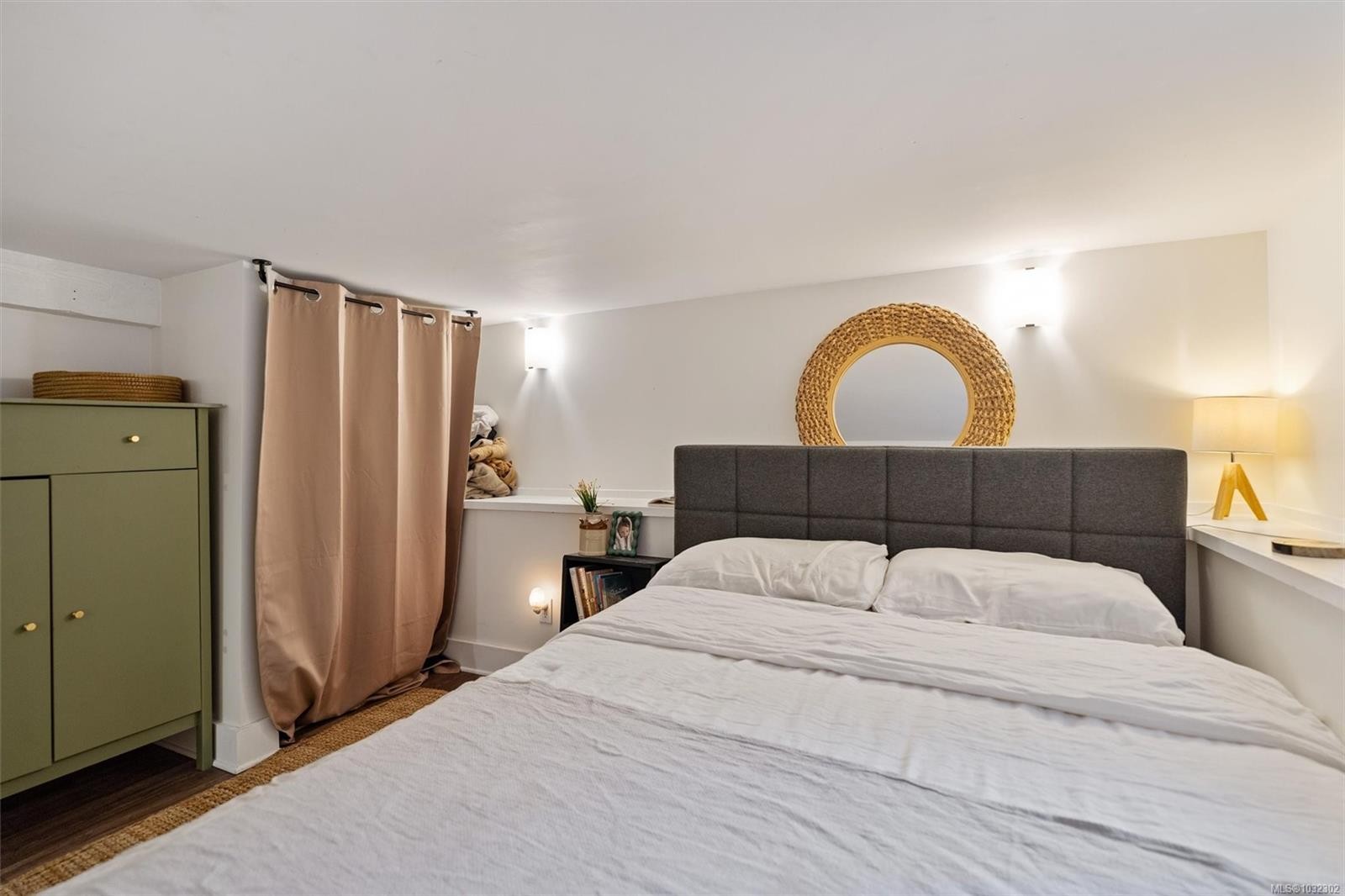 320 Moss St, Victoria, BC