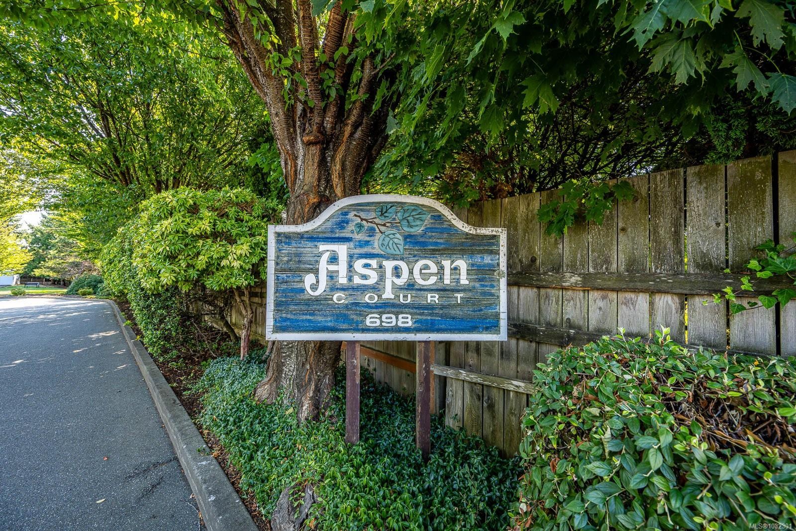208A-698 Aspen Rd, Comox, BC - Outdoor