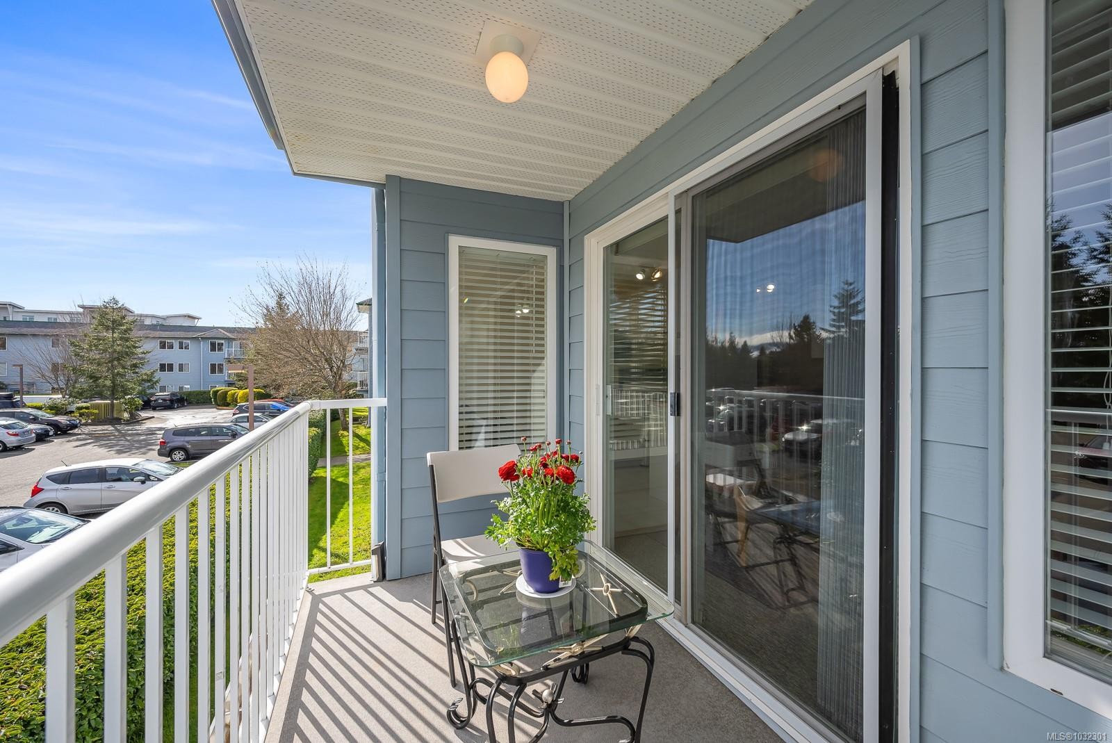 208A-698 Aspen Rd, Comox, BC - Outdoor With Exterior