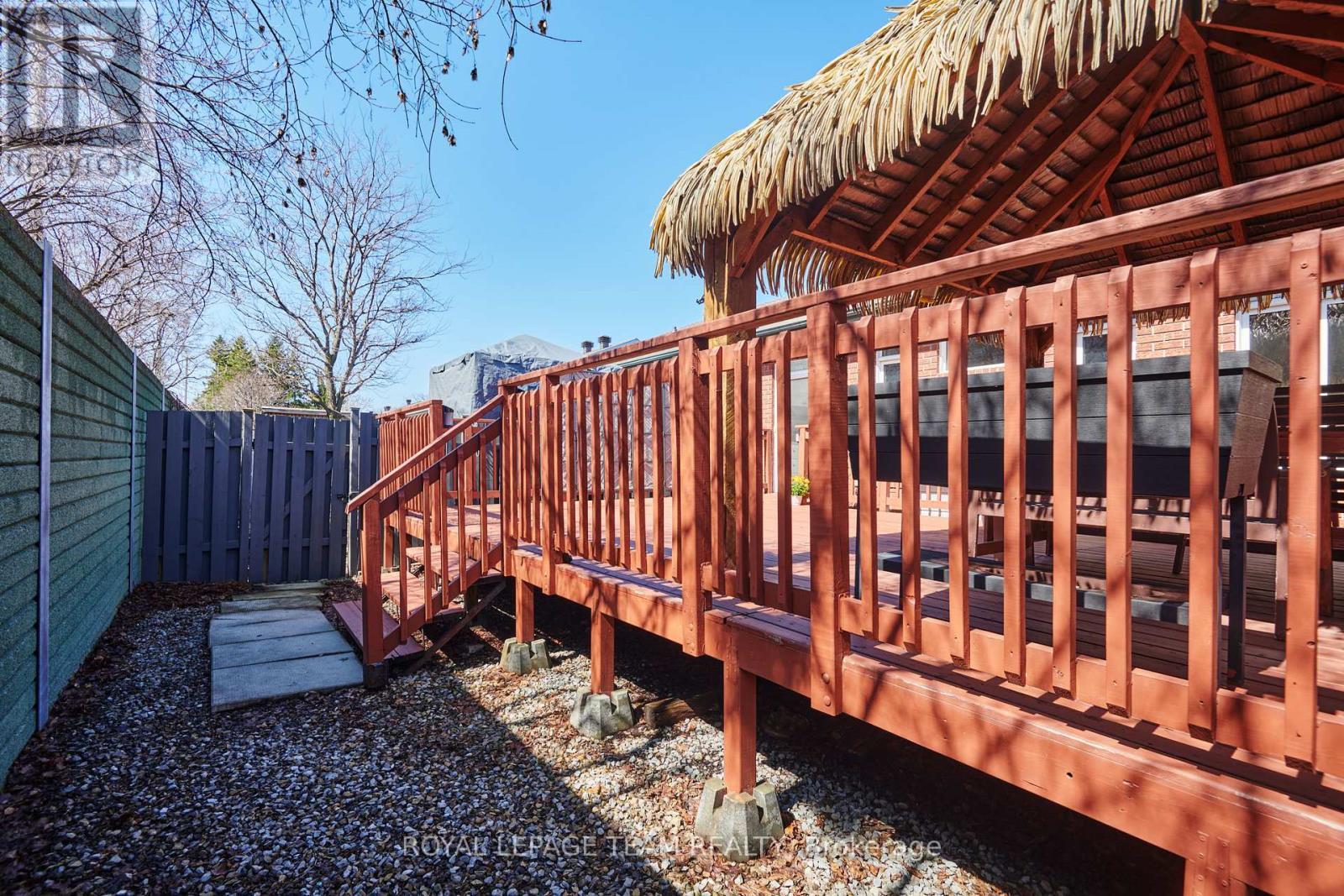 114 Bartlett Private, Ottawa, ON -