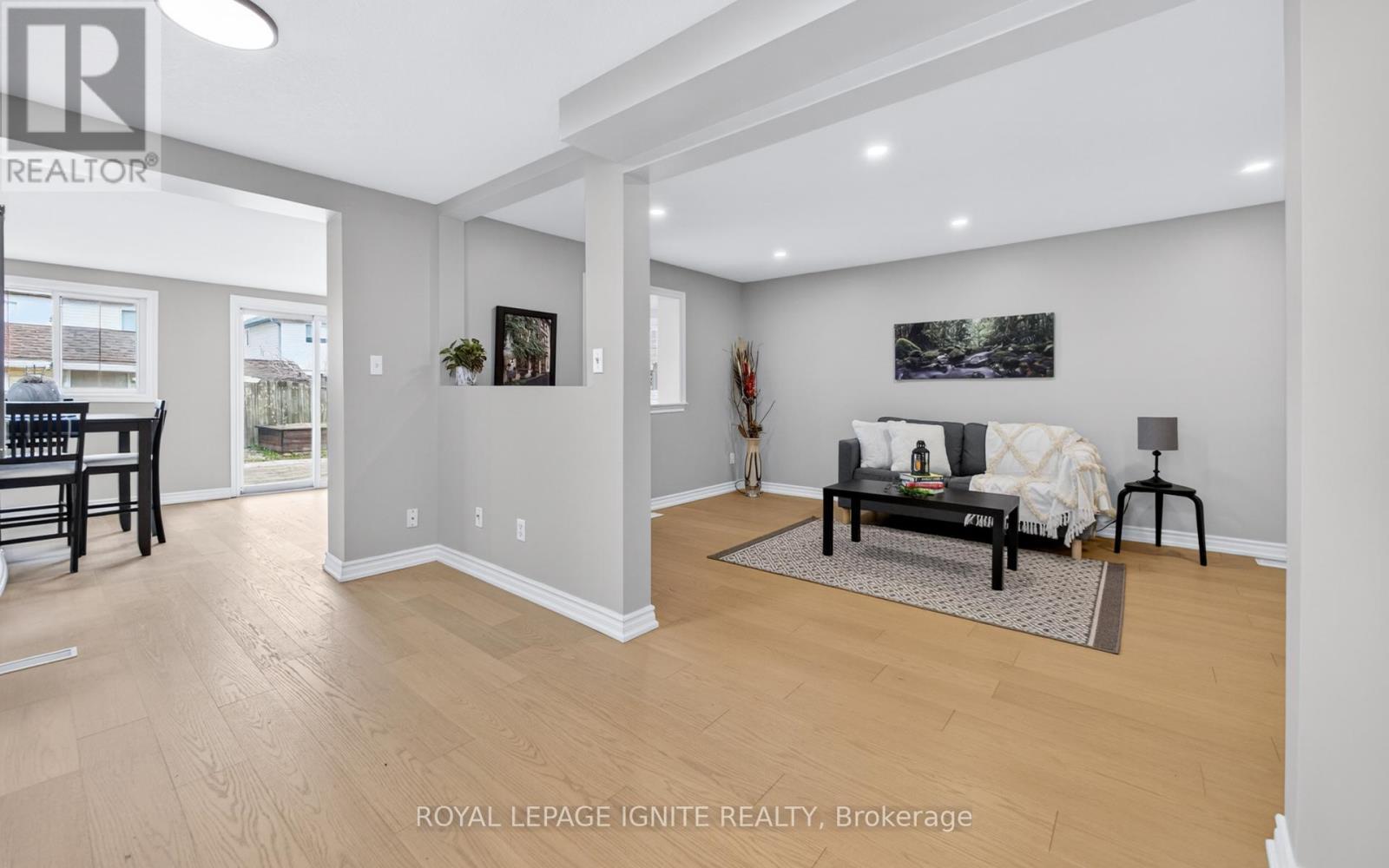 30 Bridlewreath Street, Kitchener, ON - Indoor